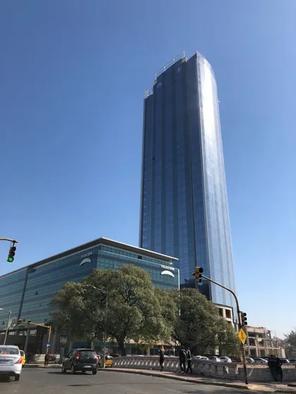 Oficinas En Alquiler | Torre Capitalinas, Humberto Primo 650, Córdoba | 306 M²
