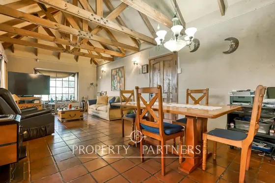 Venta De Casa De 1 Piso Con Excelente Conectividad...