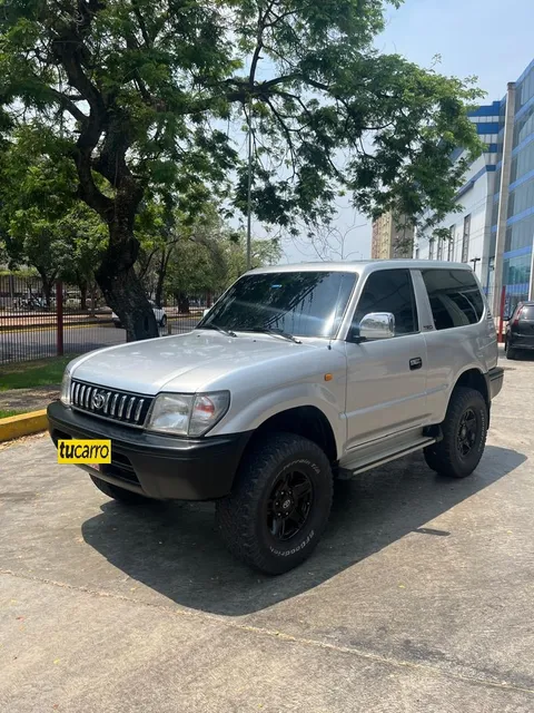 Toyota Merú Full