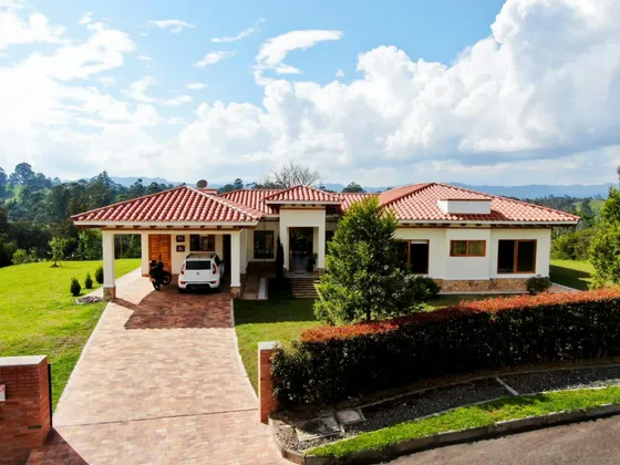 Casa En Venta En Rionegro Via San Antonio La Ceja