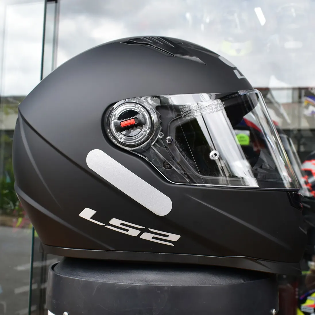 Capacete LS2 FF358 Monocolor Preto Fosco