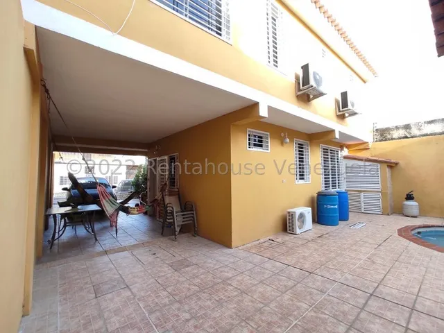 Venta Townhouse En La Morita I, Villas Ingenio. Ljsa 25-14548 