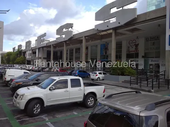 Local En Venta Macaracuay Ubicado En Planta Baja Con Espacios Abiertos Adaptables #26-3572 Sarahy