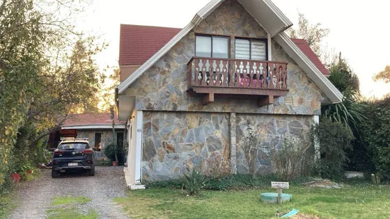 Casa En Venta De 7 Dorm. En Puente Alto