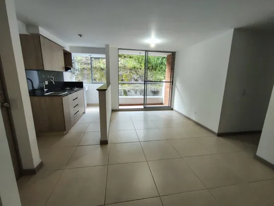 Se Arrienda Apartamento En Envigado