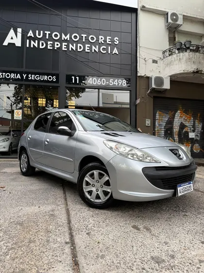 Peugeot 207 1.4 Allure 75cv