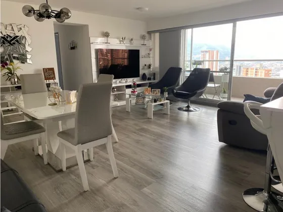 Venta Apartamento Loma Linda, Sabaneta