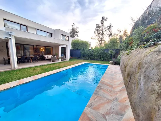Acogedora Casa Mediterránea En Condominio Cod. 41005