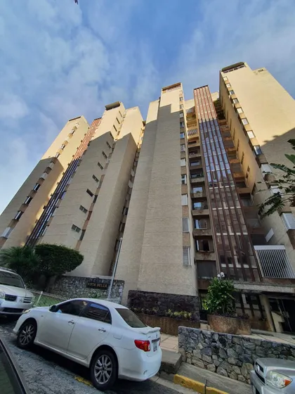 Venta Apartamento El Peñon - Piso Medio