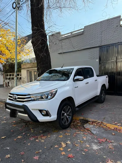 Toyota Hilux Pick-up 2.8 Cd Srx 177cv 4x4 At
