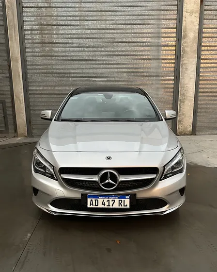Mercedes-benz Clase Cla 1.6 Cla200 Urban 156cv At