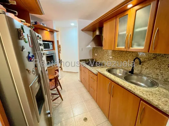 Apartamento En Venta En El Este De Barquisimeto Estado Lara Cod. 25-20684 