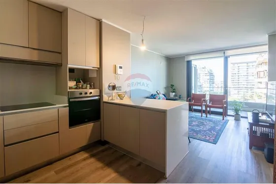 ¡moderno Depto En Las Condes Con Terraza!
