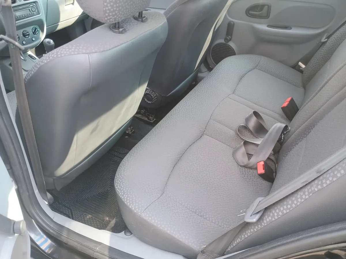 Renault Clio 1.2 Authentique5324230967492812813