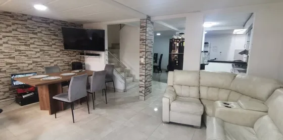 Casa En Venta Poblado 2 Pereira