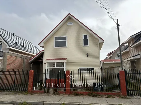 Excelente Casa, Recien Remodelada En Sector La Mol...