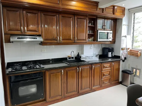 Cómodo Apartamento En Envigado Con Excelente Ubicación!