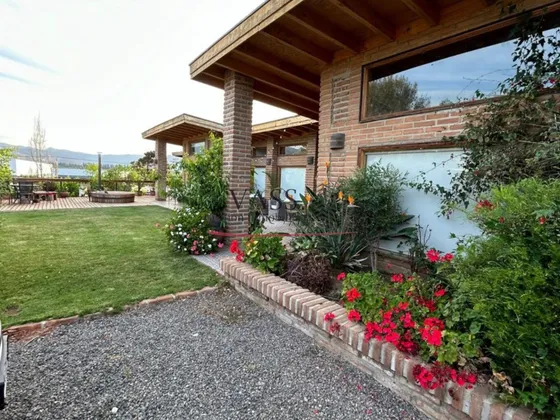 Vass Vende Estupenda Casa En Condominio En Av. Eastman Olmué