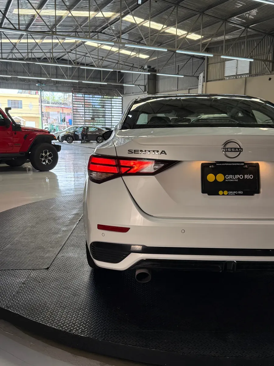 Nissan Sentra 2025 2.0 Sr Platinum At