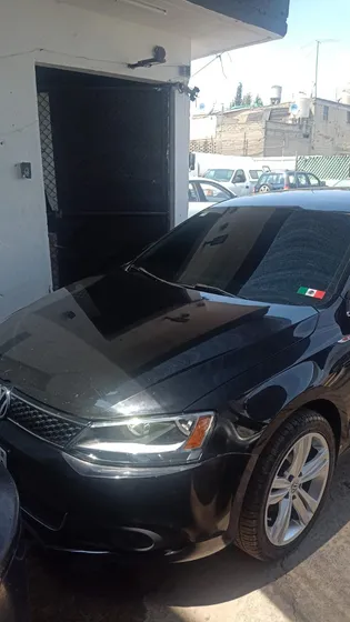 Volkswagen Jetta 2.5 Style 5vel Mt