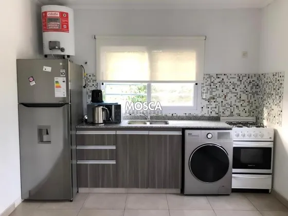Vendo Departamento En Primer Piso Con Cochera Moreno Norte 