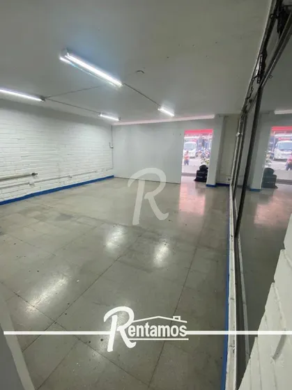 Local En Arriendo En Centro De La Moda. Cod A9636