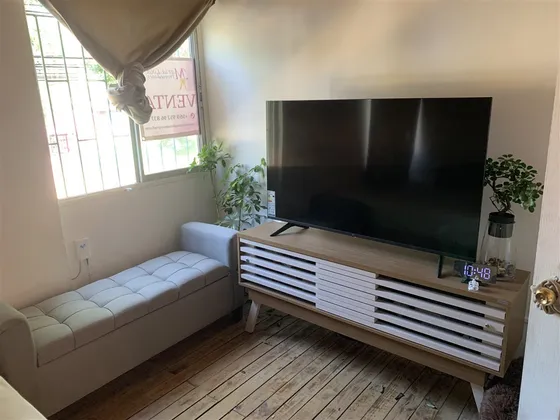 Casa En Venta De 4 Dorm. En Santiago