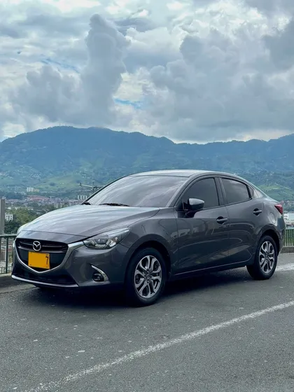 Mazda 2 Sedan 1.5 Grand Touring Lx Sedan