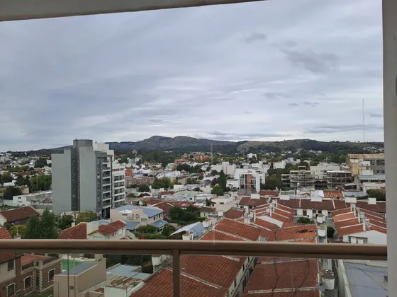 Retasado!!! Hermoso Depto C/cochera 6 Piso Al Frente Vista A Las Sierras Financio Y/o Permuto. Ubicado En Pleno Centro A 2 Cuadras De La Municipalidad 