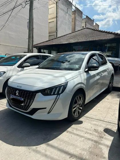 Peugeot 208 1.6 Feline Tiptronic