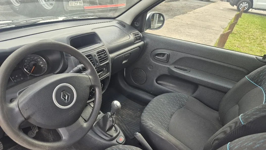 Renault Clio 1.2 Mio Confort Pack560767033222123523