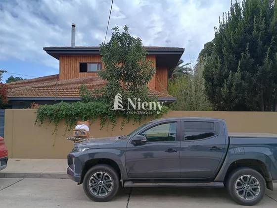 Casa En Venta Comodoro , Limache