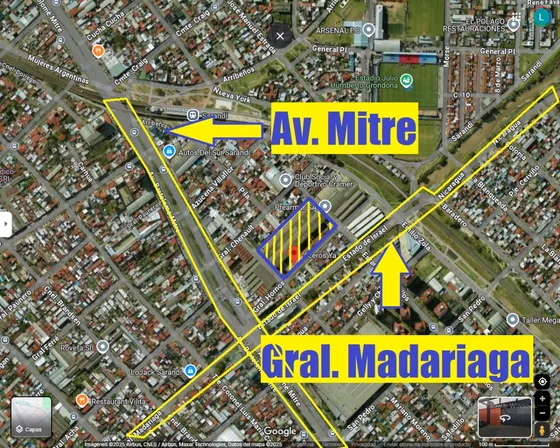 Deposito / Galpon En Alquiler De 6.000 M2 Totales - 3.000 M2 Cubiertos/3.000 M2playa - Sarandi - Avellaneda