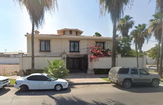  Casa De Remate - Gral Angel Flores 210, Centro, Los Mochis, Sin., México