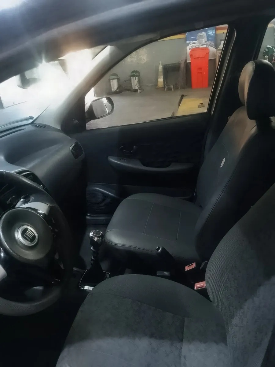 Fiat Siena 2007 1.0 Fire Celebration Flex 4p — foto 7