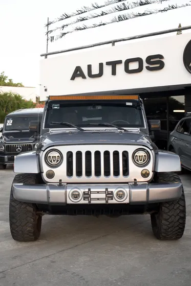 Jeep Wrangler 3.6 3p Unlimited Sahara 4x4 At