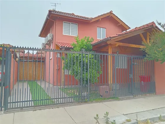 Casa Aislada En Venta 3 Dormitorios Buin
