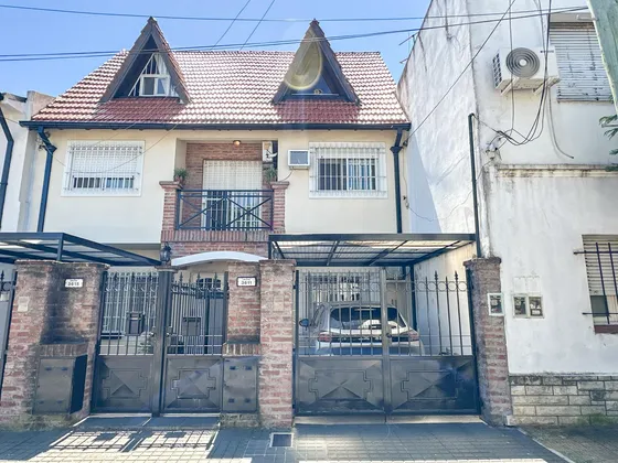 Ph 3 Dormitorios + Playroom A La Venta En Florida Oeste