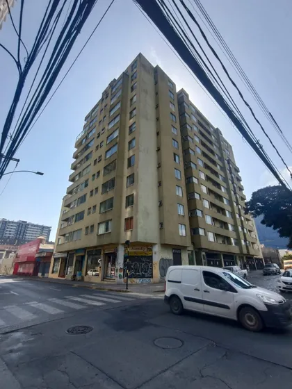 Departamento 2 Dormitorios/estacionamiento Rozas 511 Concep 