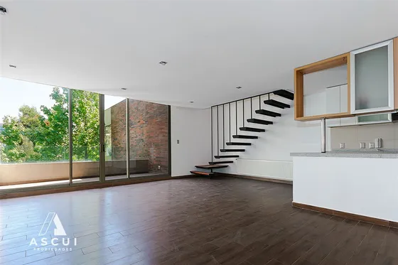 Departamento En Venta De 2 Dorm. En Lo Barnechea