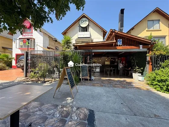 Se Vende Casa Con Local Comercial En Peñalolen