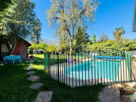 Casa En Venta De 5 Dorm. En Puente Alto, Las Vizcachas