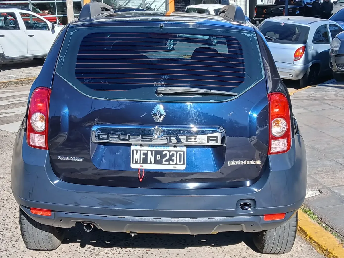 Renault Duster 1.6 4x2 Confort 110cv5436189182853324823