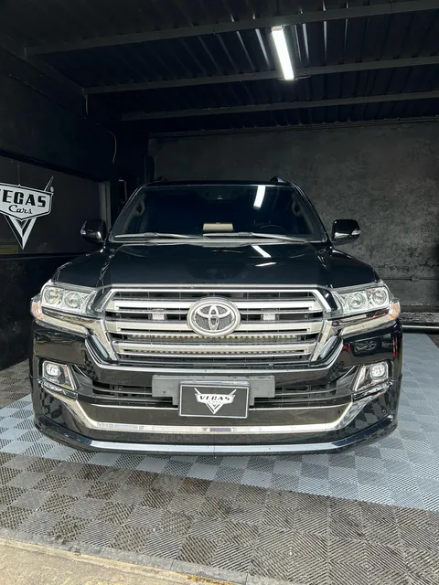 Toyota Land Cruiser 20/ Urj200l-gnzekv