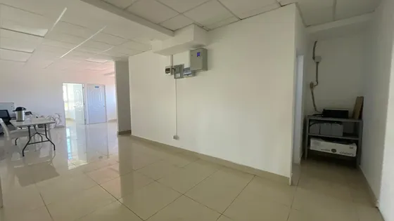 Local En Alquiler En Bella Vista Santo Domingo Dn