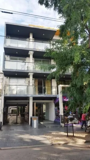 Monoambiente Al Frente Con Cochera &ampquotrebajado&quot
