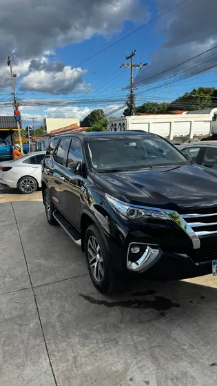 Toyota Hilux Sw4 2020