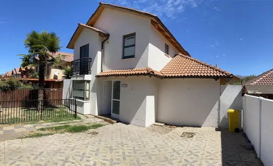 Maravillosa Casa Recién Remodelada, Lista Para Habitar.
