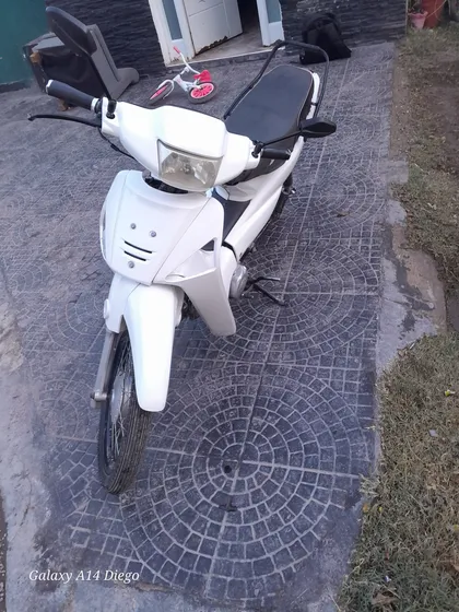 Motomel Dlx 2017