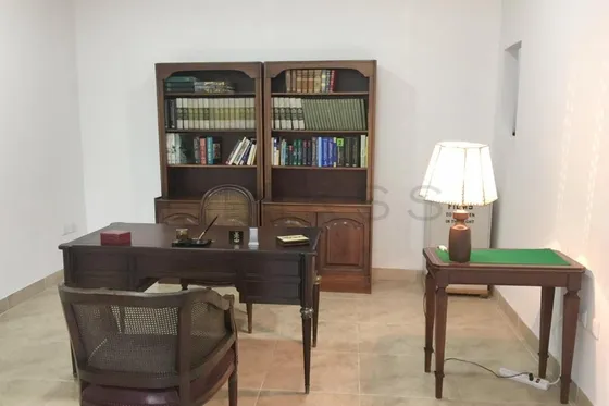 Oficina En Arriendo/venta En Quinta Camacho. Cod V3116